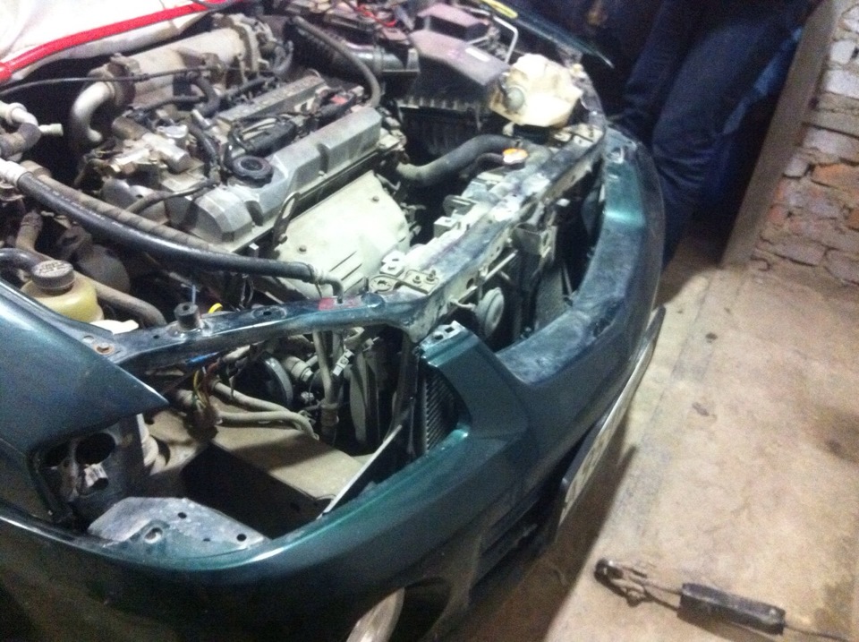 Процесс — Mazda Familia (BJ)