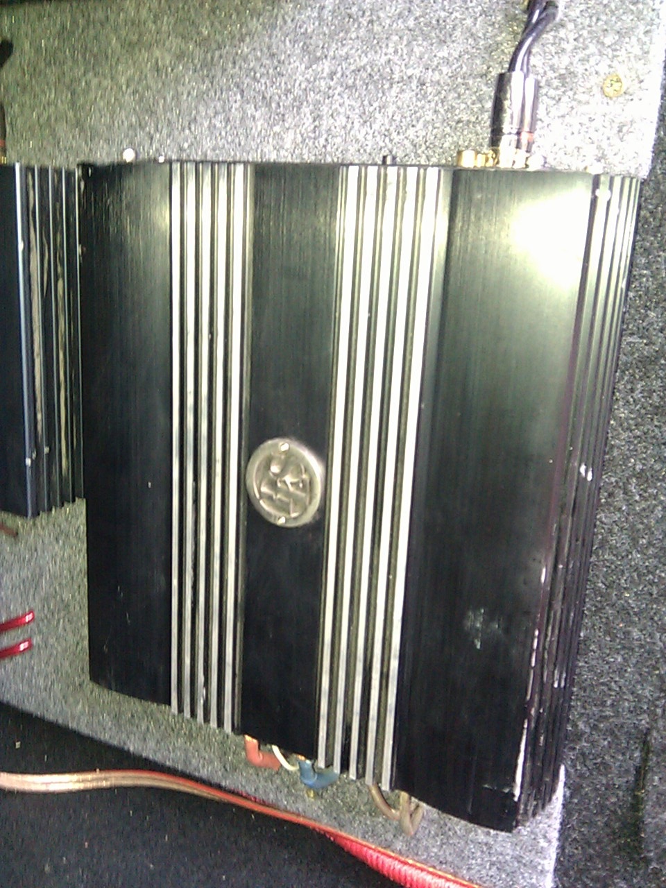 Продолжаем улучшать звучание в Ларгусе (замена усилителей) — Lada ...