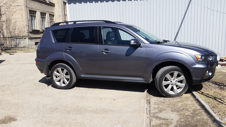 Поставил проставки заменил ступицу! — Mitsubishi Outlander XL, 2,4 л ...