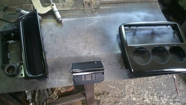 Перекраска деревянных вставок панели в черный мат. — Opel Vectra B, 1,8 ...