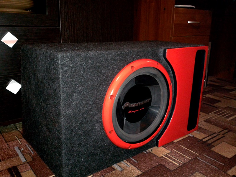 Сабвуфер фото. G2 Subwoofer. Акустика Урал самый мощный сабвуфер. Самбуфер Филип на 300в. Хорошие колонки с сабвуфером для кашкая2018.