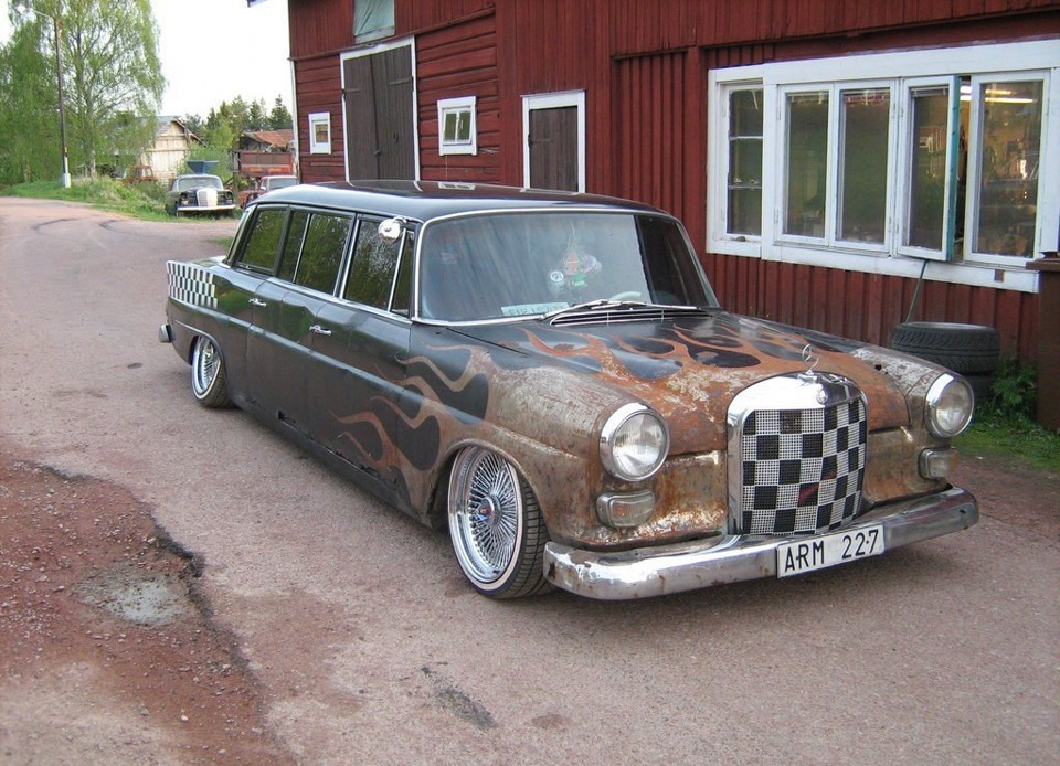 Mercedes w123 ratlook