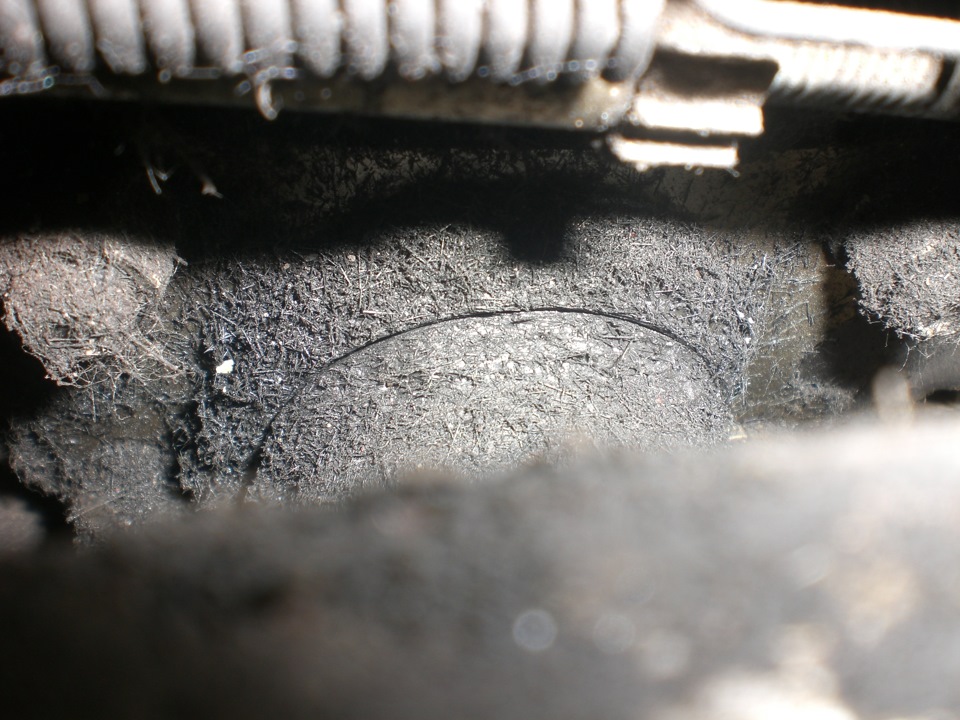 Вид на полуось, колесо задвинуто до упора. — SsangYong Musso