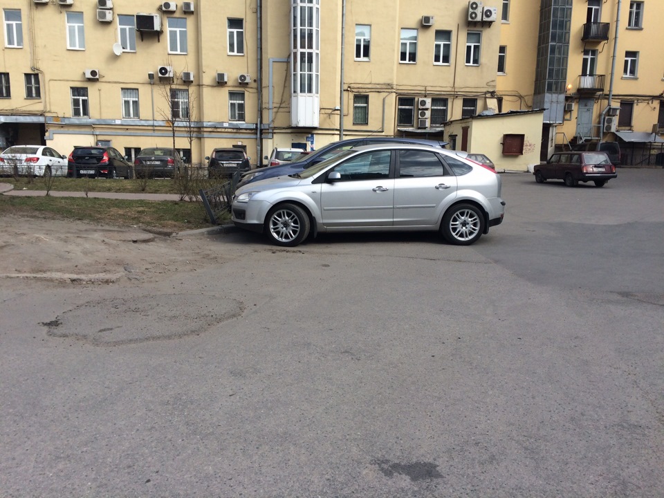 Доделал скандинавский свет — Ford Focus II Hatchback, 1,6 л, 2007 года ...