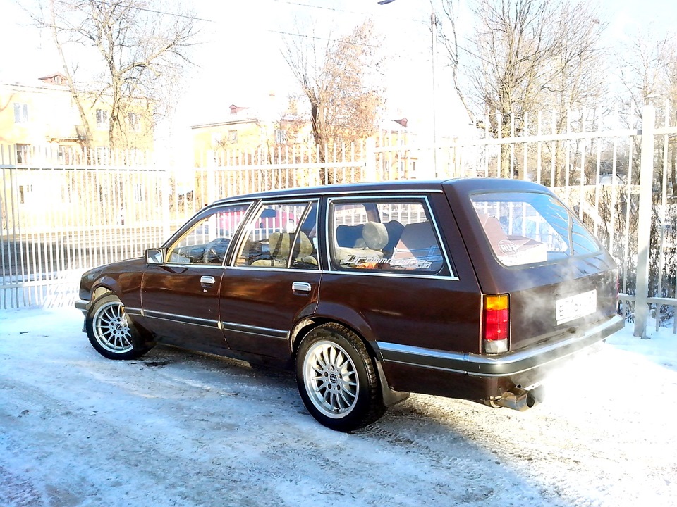 Фото в бортжурнале Opel Rekord E