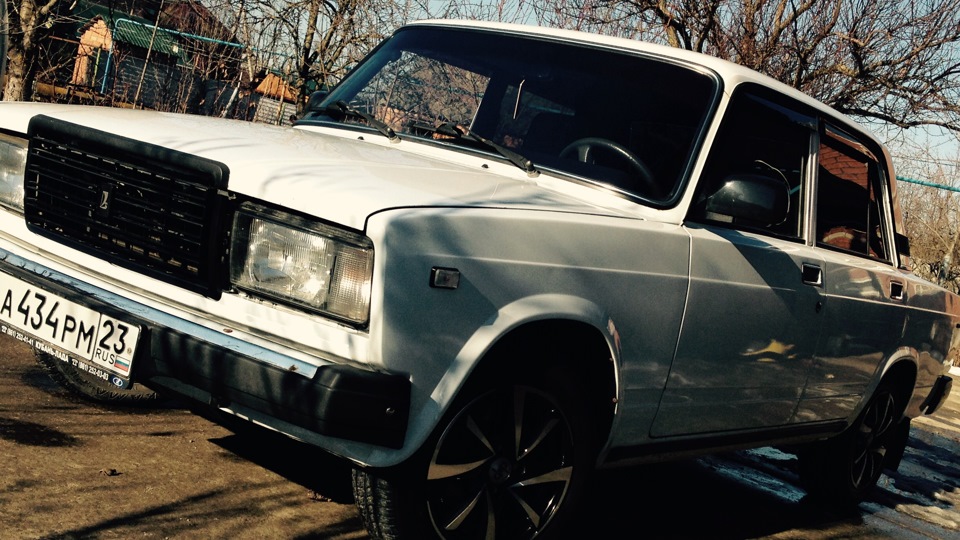 Lada 2107 Непобедимая