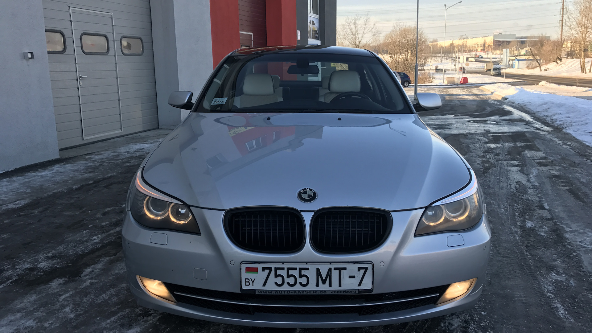 BMW 5 series (E60) 3.0 бензиновый 2007 | Дерзкая скромница на DRIVE2