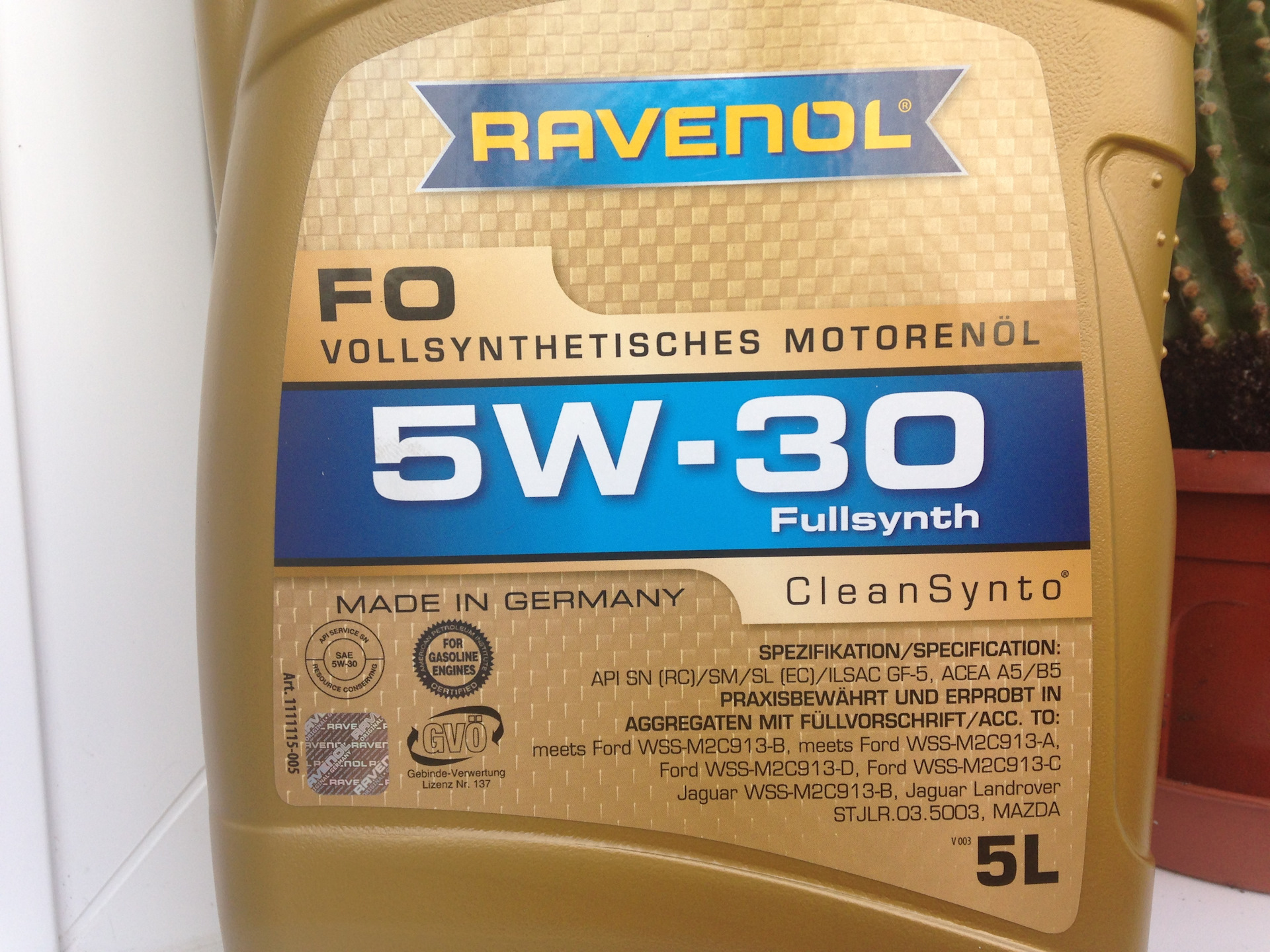 Мотор масло равенол. Ravenol Fo 5w-30 Форд. Равенол масло 5 30. Ravenol 5w30 API SN gf. Ravenol 5-30 допуск HDS.