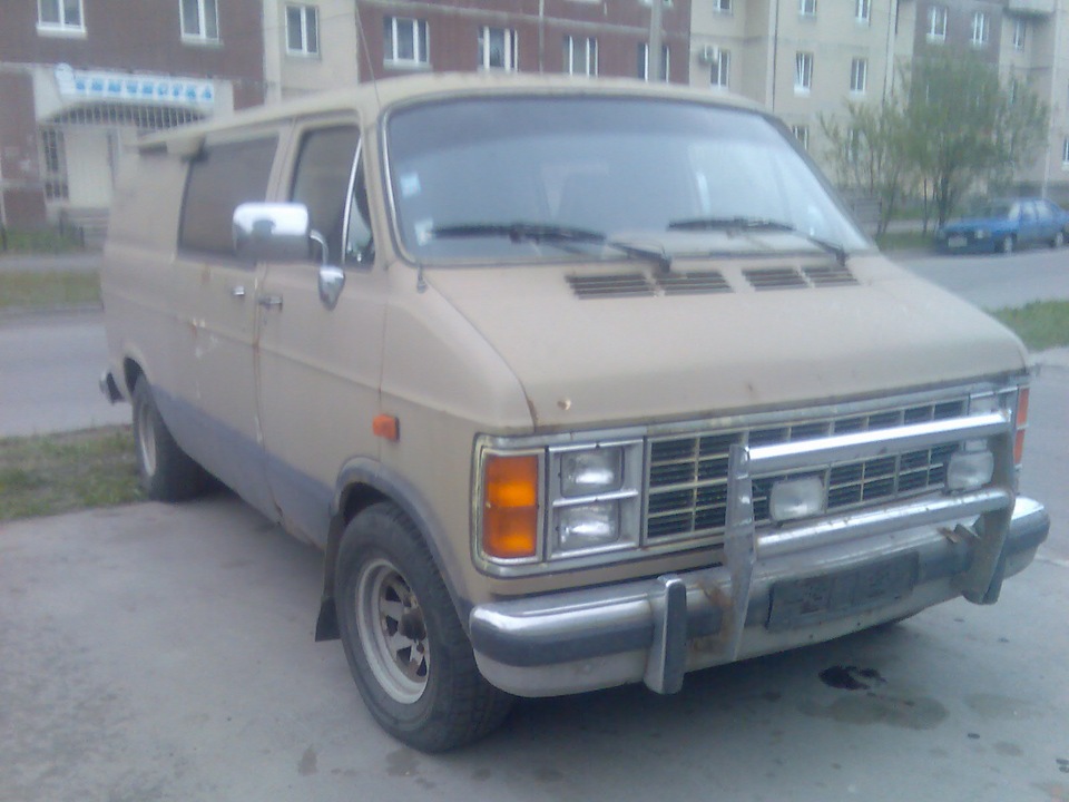 Dodge Ram van 1980