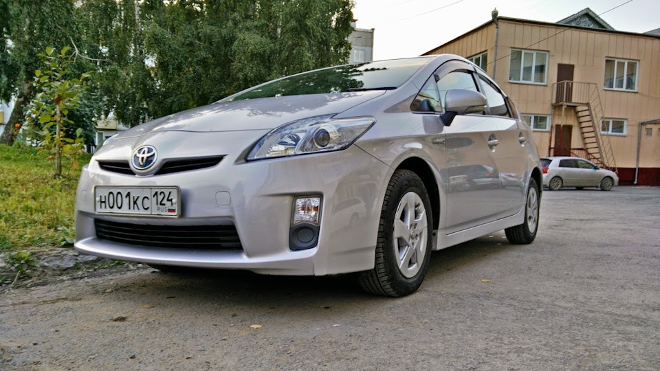 Расход и разгон от 0 до 100 Toyota Prius zvw30. Разница в бензине АИ-92 ...