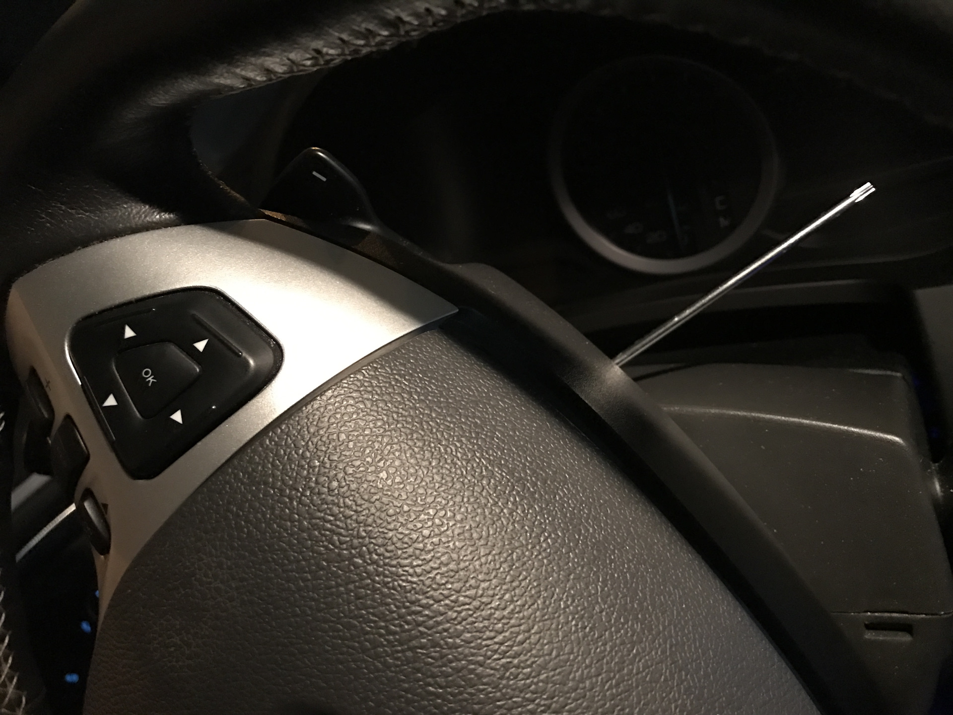 Как снять руль эксплорер 5 Снятие накладки руля - Ford Explorer (5G), 3,5 л, 2014 года стайлинг DRIVE2