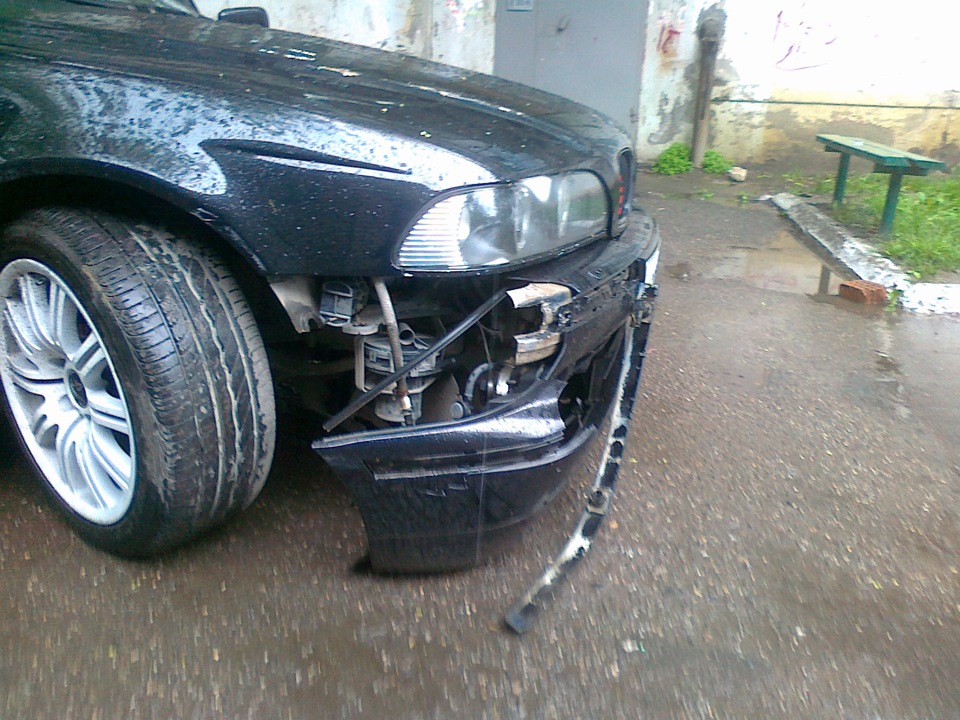 плохой поступок! — BMW 5 series (E39), 3 л, 2001 года | ДТП | DRIVE2