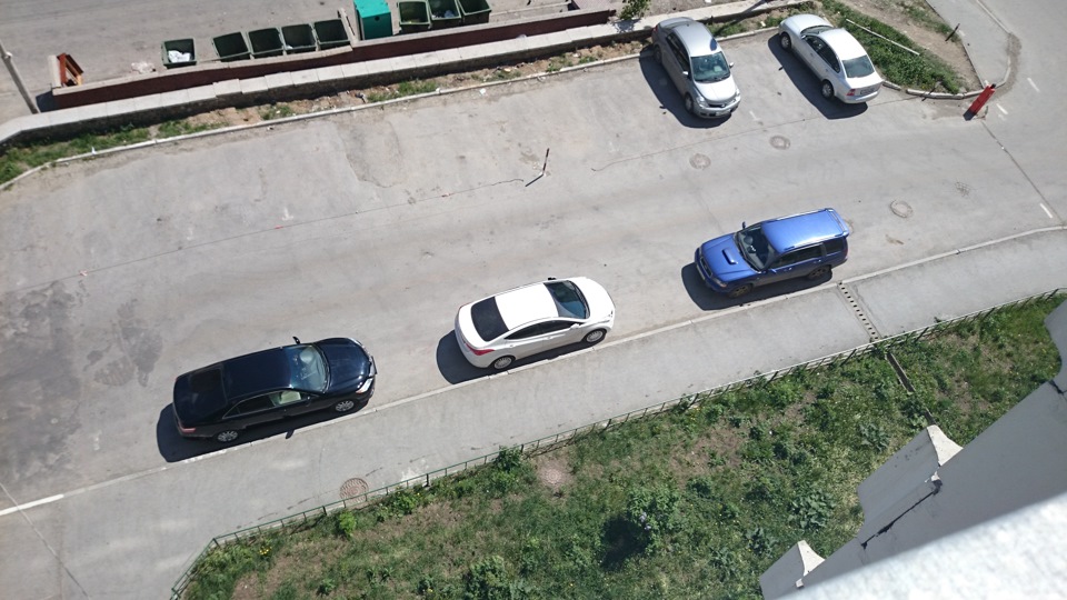 70. Появилась вмятина на крыше. — Hyundai Elantra (5G), 1,8 л, 2013 ...