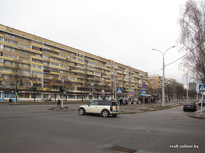Магазины на логойском тракте. Логойский тракт 35 макдональдс. Логойский тракт 27 на карте минска. Магазины на логойском тракте. Магазины на логойском тракте.