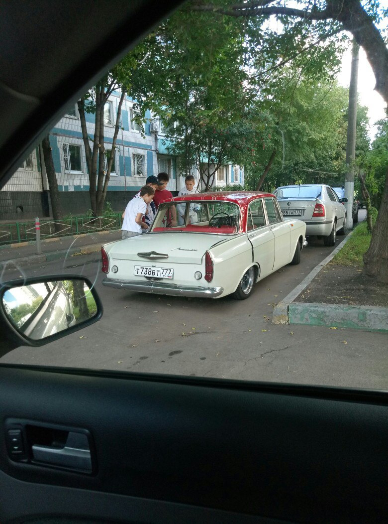 Всё как вы любите- Боль, страдания и лужи масла по дороге в Тулу — Москвич  408, 1,3 л, 1966 года | покатушки | DRIVE2