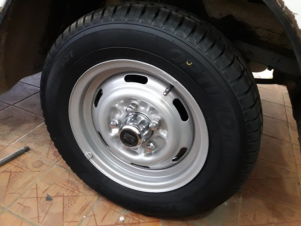 Колеса 175 70 r13. Москвич на колесах 175/70 r13. Резина 2140r13. 165/70 R13 на Москвич. 175/70 R13 на ниву.