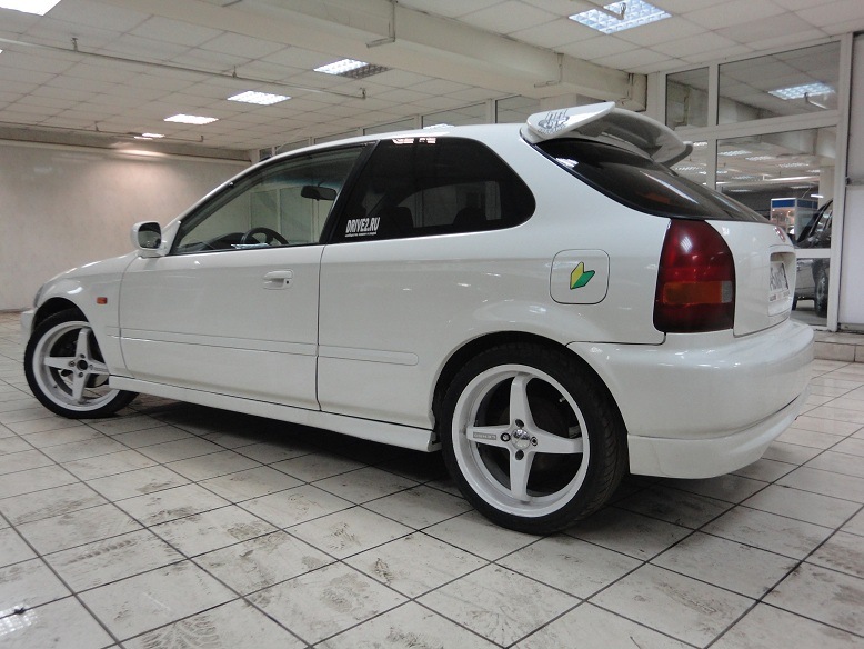 Honda Civic Ek r17