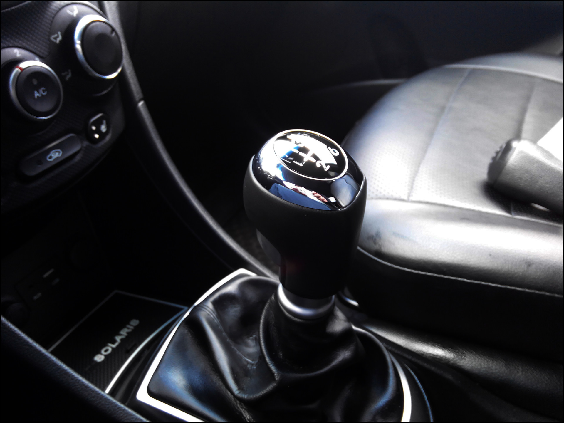 Hyundai solaris механика 6 передач. 6 ступенчатая мкпп соляриса. Коробка hyundai solaris 1. 6 m6cf1. Hyundai solaris мкпп.