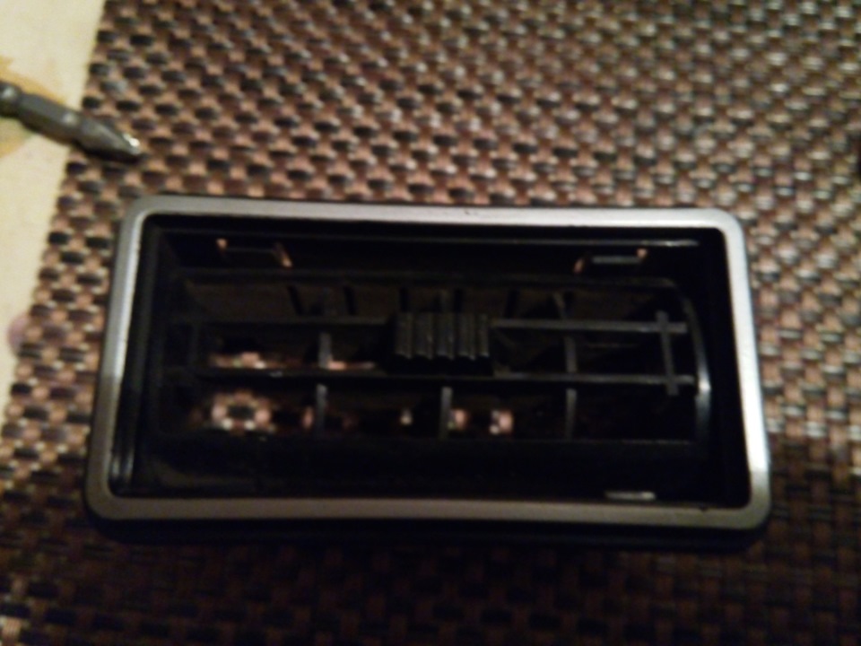 2 Кулера в обдув бокового левого стекла и… — Lada 21070, 1,5 л, 1992 ...