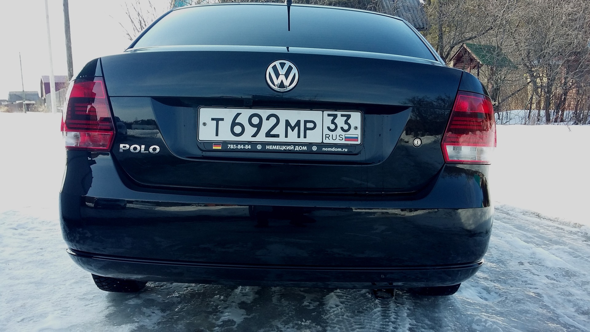 Volkswagen polo задний. Volkswagen Polo sedan сзади. Зад Polo sedan 2012.