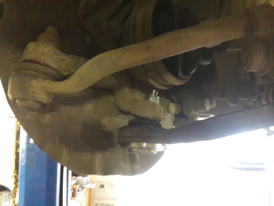 перепрессовка передних шаровых и прокладка под клапанную — BMW 3 series ...