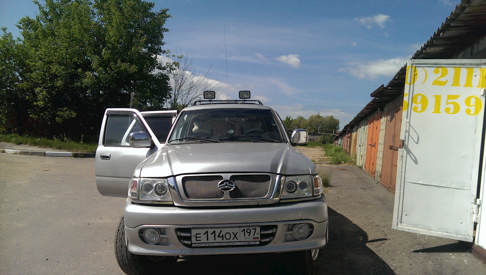 И ставим люстру, а то уже мхом покрывать начала с прошлого года))) — Great Wall Safe