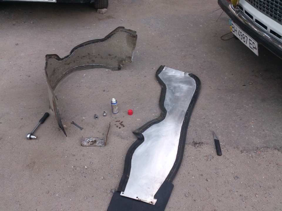 Алюминиевые подкрылки. Подкрылки задние мтз 80 правое. Задние локеры ваз 2101. Подкрылки ваз 2101 передние. Алюминиевые подкрылки.