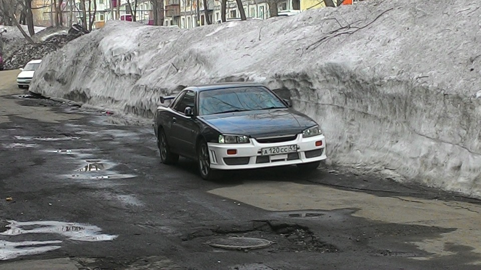 Реснички и новое лобовое — Nissan Skyline (R34), 2,5 л, 1999 года ...