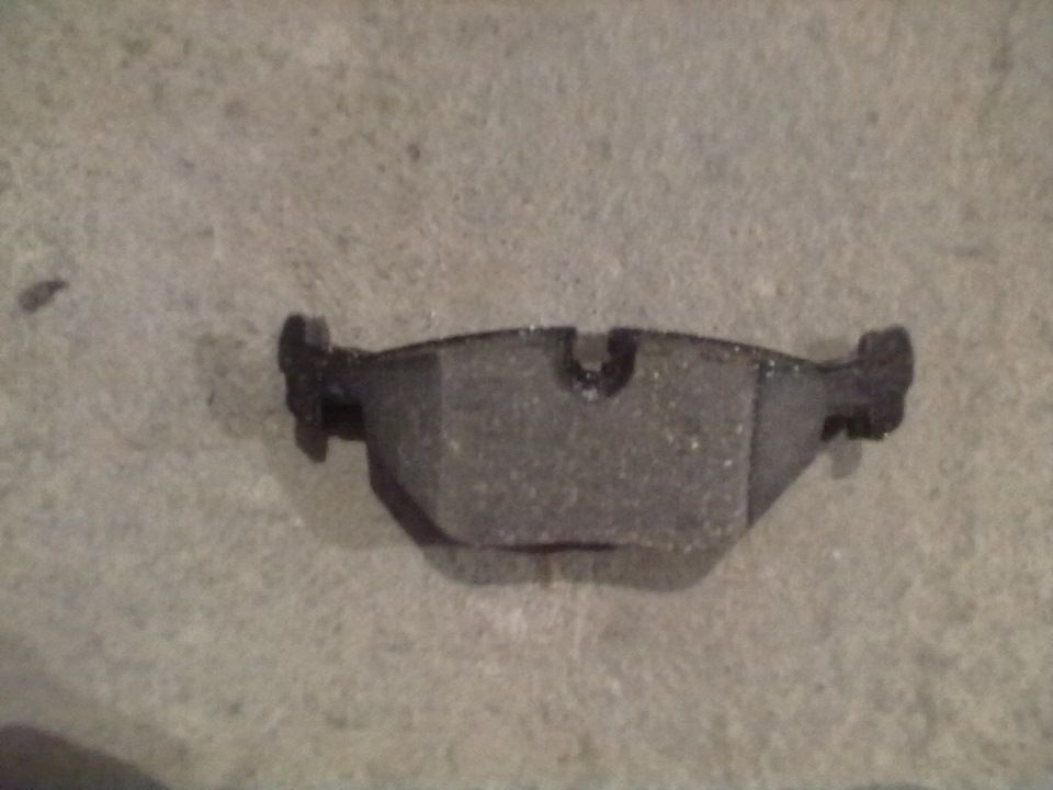 Колодки сааб 9 5. Колодки сааб 9 5. Сааб 9-5 как поменять задние колодки. Колодки задние сааб 9-5. Тормозная колодка опель гольф.