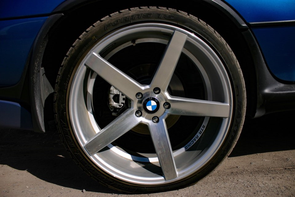 Продам Диски VOSSEN CV3 R22 — BMW X5 (E53), 4,6 л, 2003 года | колёсные ...