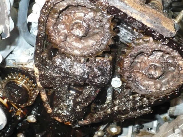 А что жители Чизбургерляндии льют в двигатели своих авто? (Это фотки не ...