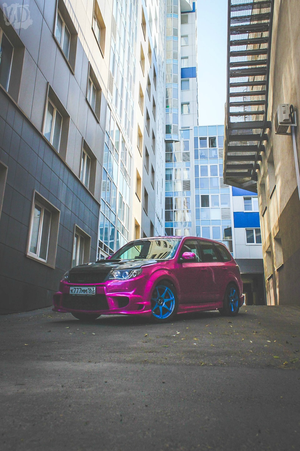 Hexis Satin Pink Super Chrome Vinyl Wrap | HX30SCH10S