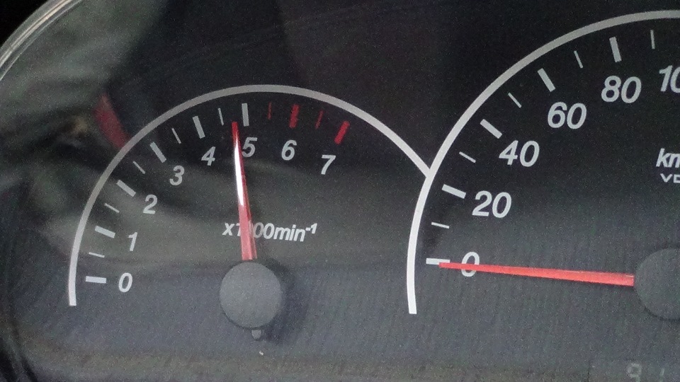 Приора во дворе — Lada Приора хэтчбек, 1,6 л, 2010 года | просто так ...