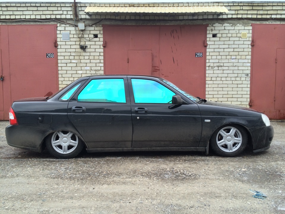 На торусах) — Lada Приора седан, 1,6 л, 2009 года | колёсные диски | DRIVE2