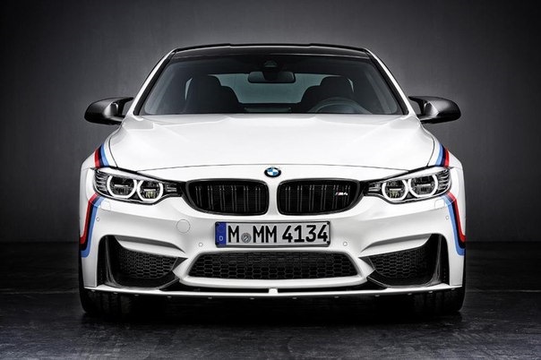 Бмв м пакет фото В каталоге M Performance появилась самая дорогая версия купе BMW M4. - DRIVE2