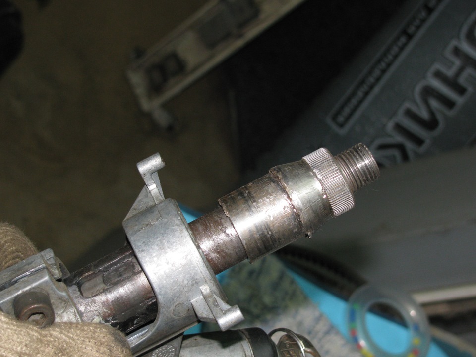 Разборка рулевой рейки и колонки — Volkswagen Golf Mk1, 2 л, 1983 года ...