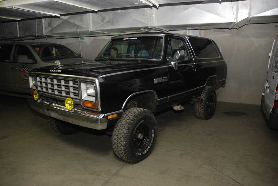 Dodge Ramcharger РѕРґРёРЅРѕРєРёР№ РІРѕР»Рє РњРђРљРљРЈР­Р™Р”