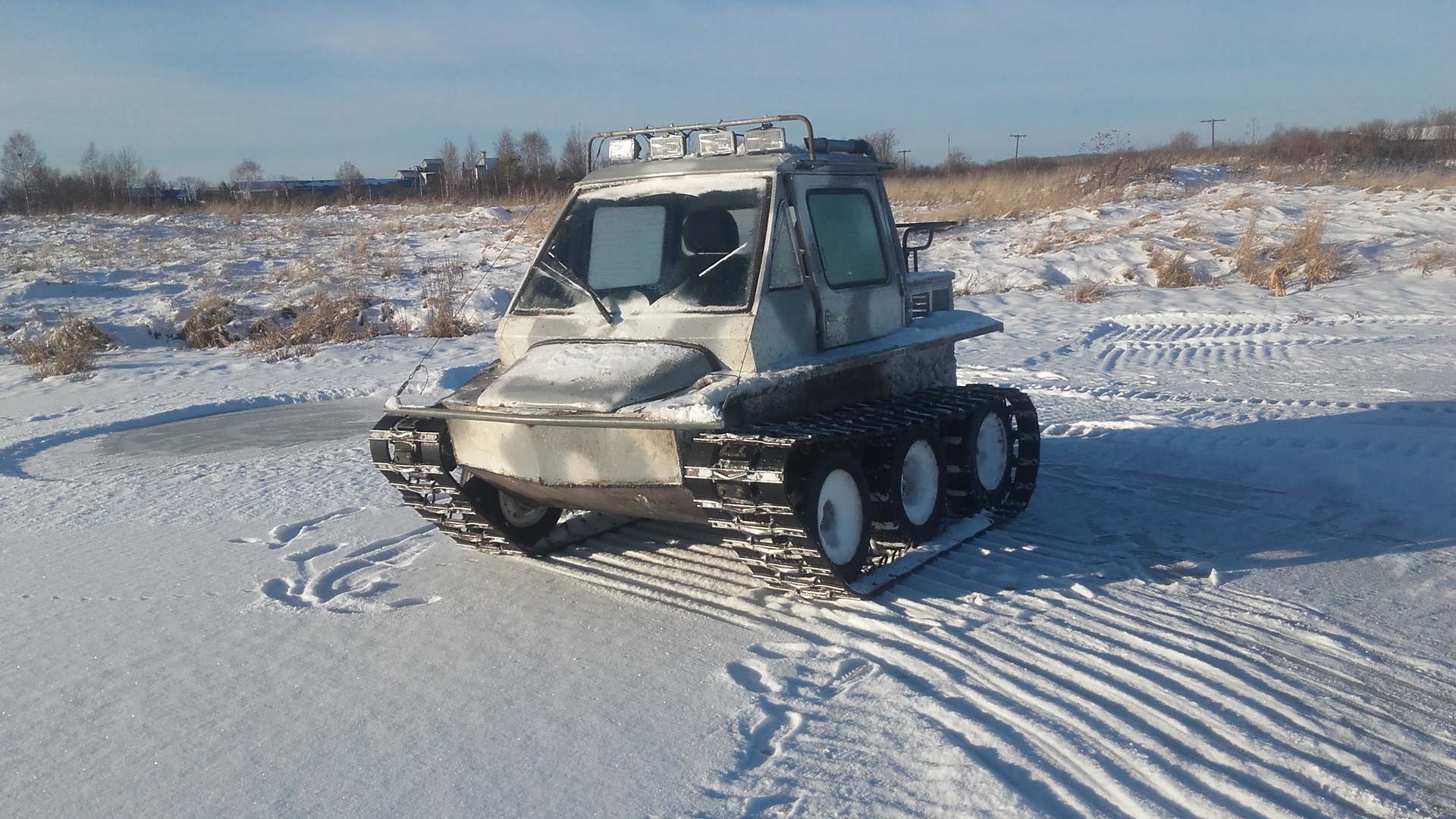 Гусеничный вездеход ИЖ Планета