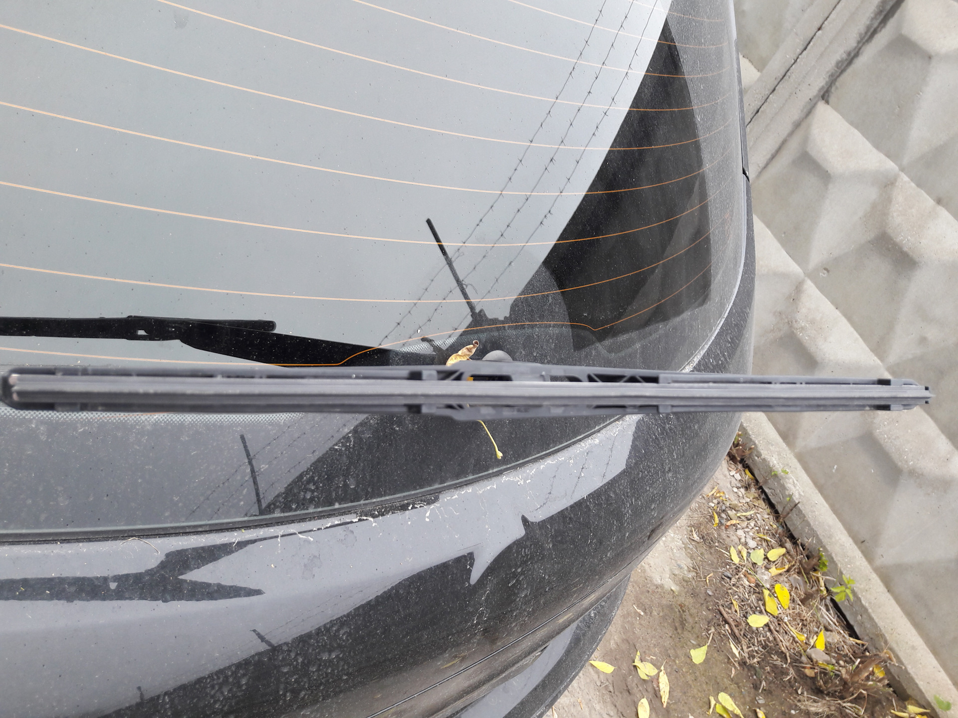 Купил задний дворник — Nissan Qashqai (1G), 2 л, 2013 года | своими ...