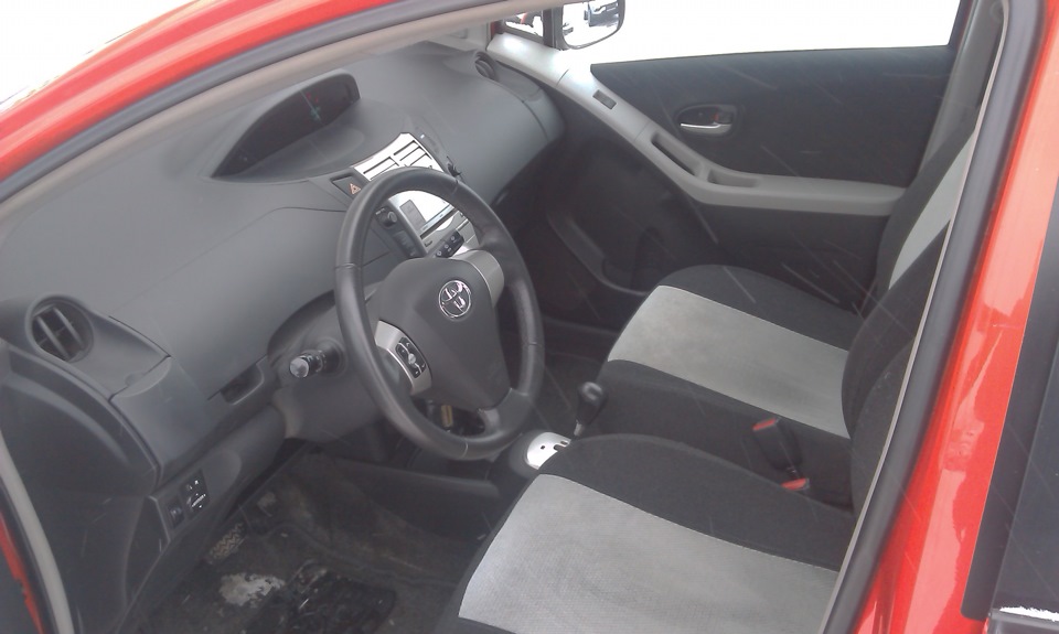 Фото в бортжурнале Toyota Yaris (p2)