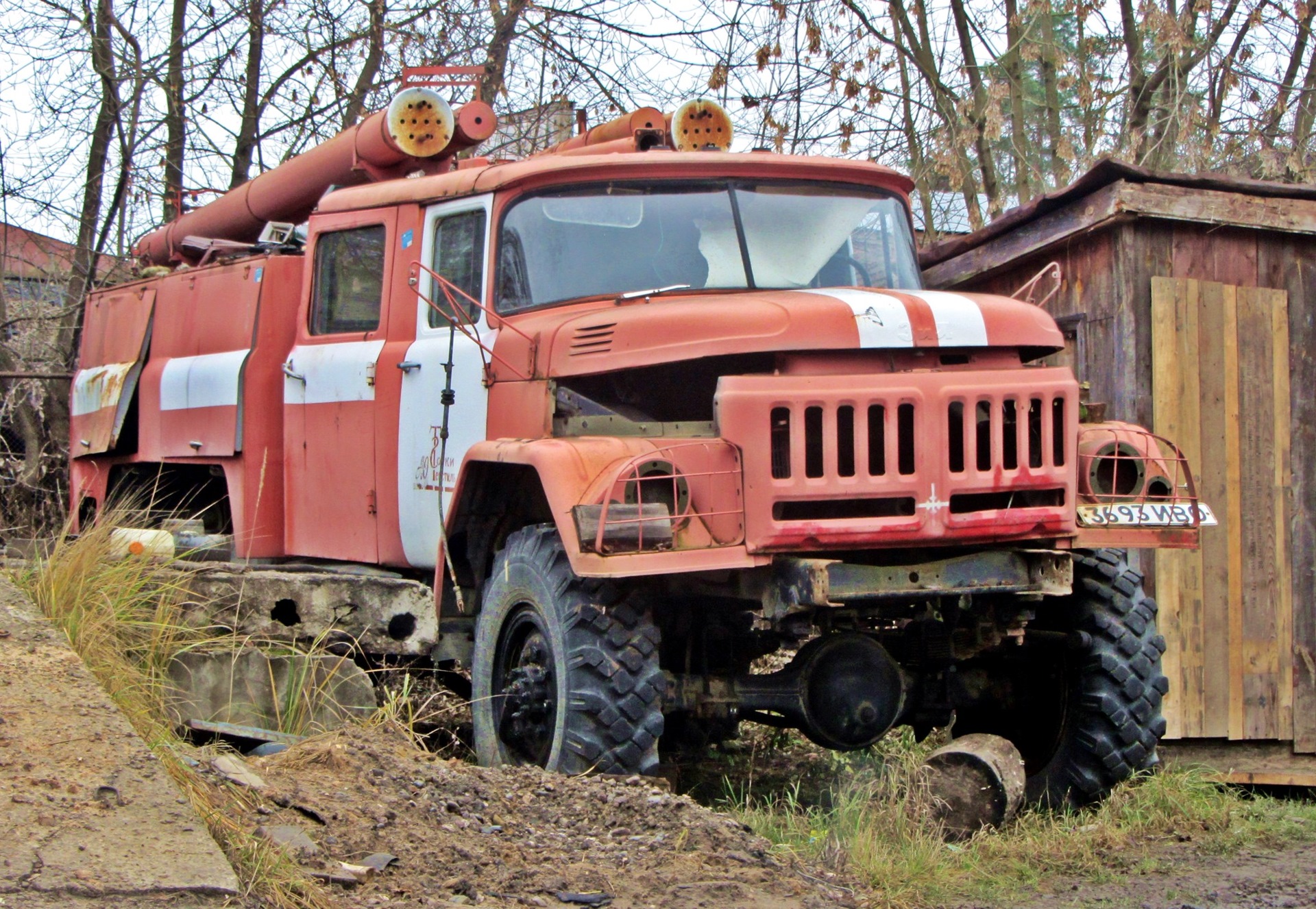 ЗИЛ 131 бортовой пожарный