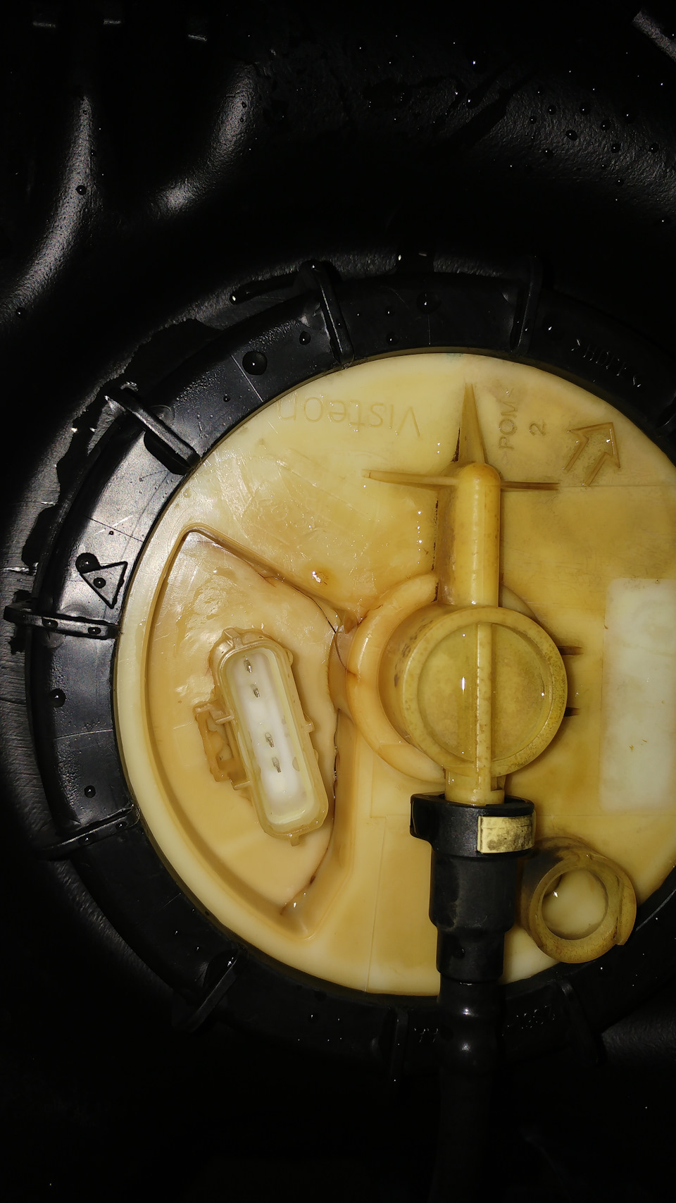 Течь бензобака (часть 1) — Ford C-Max I, 1,6 л., 2007 года | своими ...