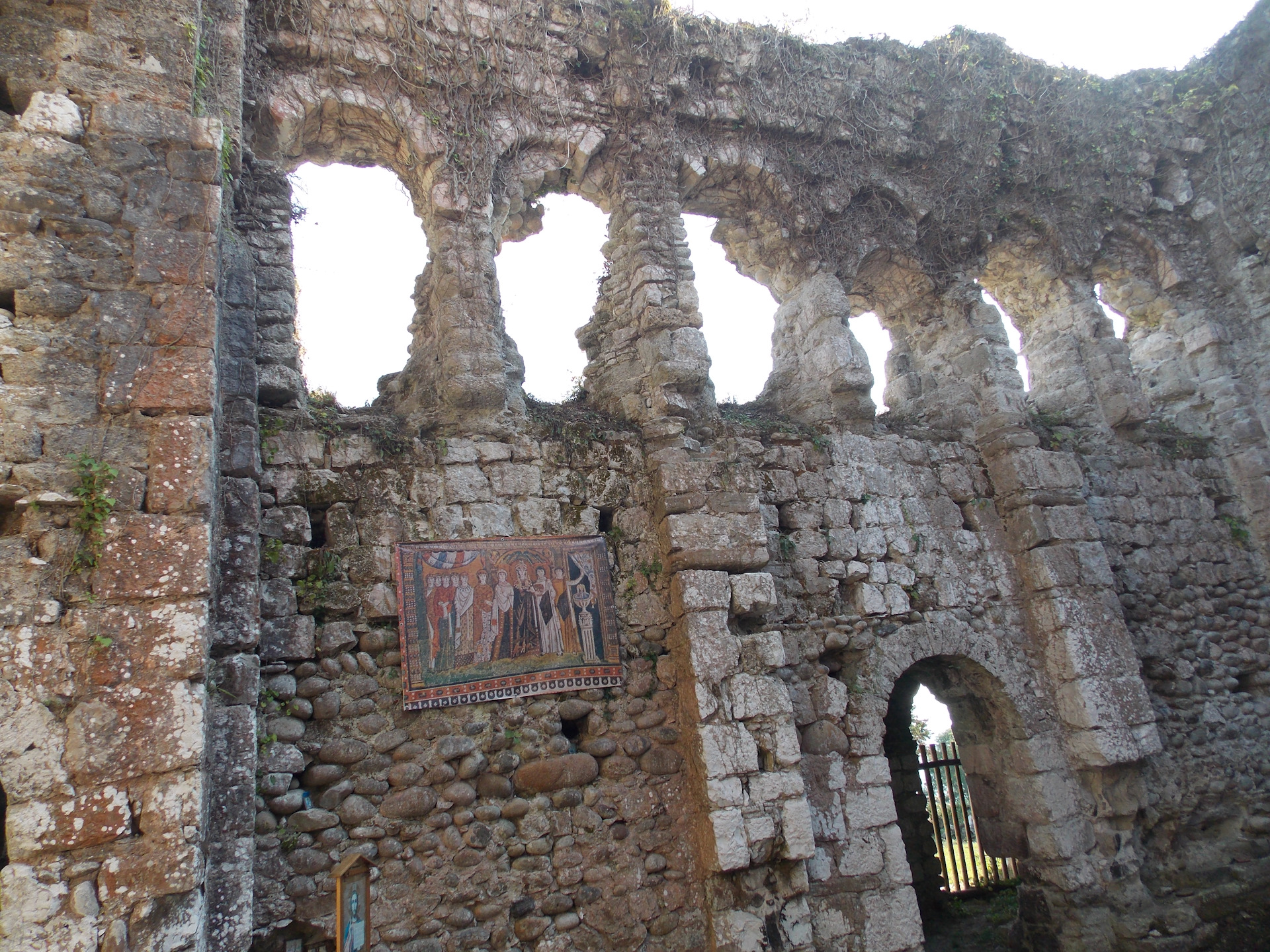 Византийский храм амбара Абхазия
