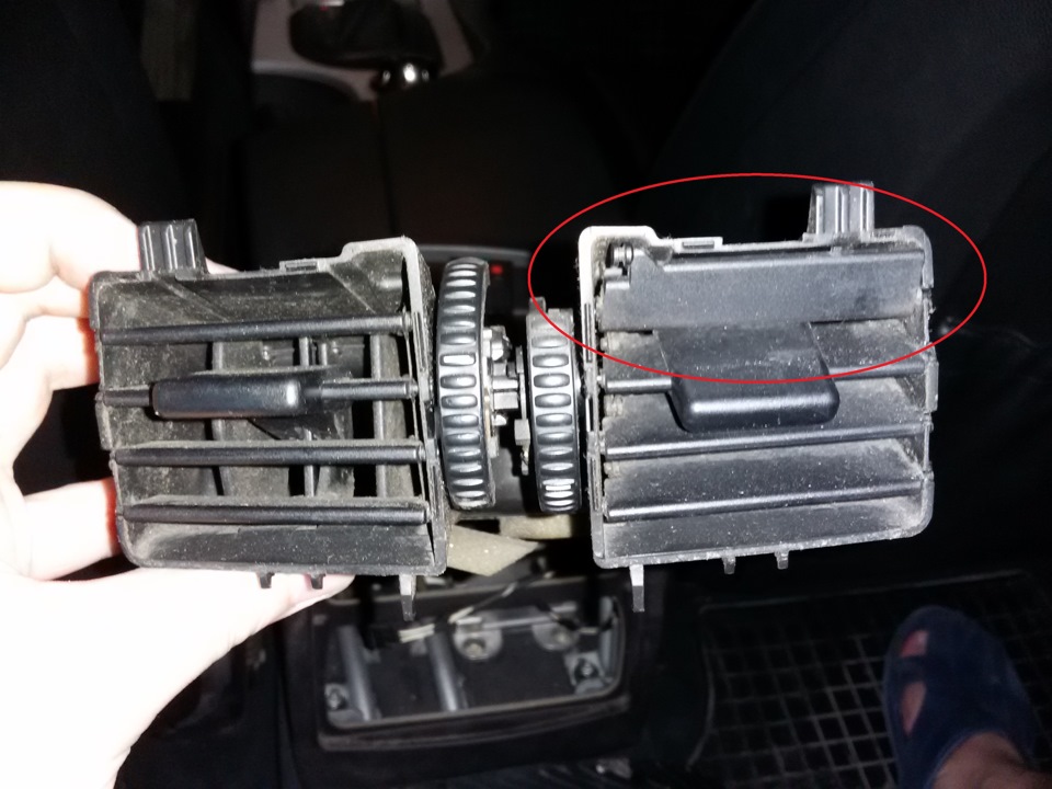 Обдув задних пассажиров — BMW 5 series (E60), 2,2 л, 2004 года | своими ...