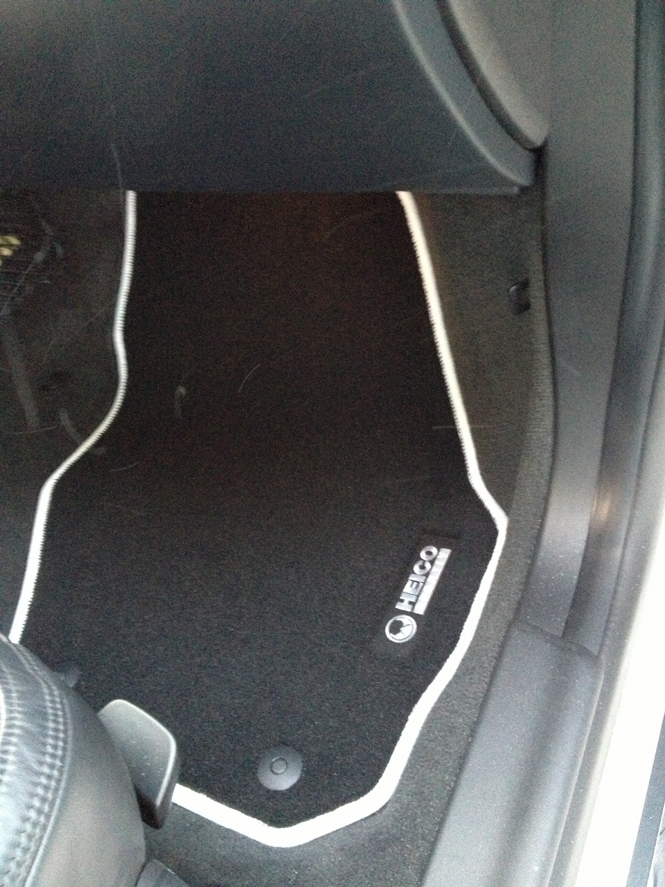 Коврики HEICO — Volvo S60 (2G), 2,5 л, 2012 года | аксессуары | DRIVE2