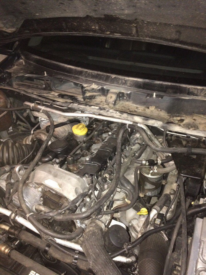 Лючок для снятия 4й и 5й форсунки. Homemade. — Jeep Grand Cherokee (WJ ...