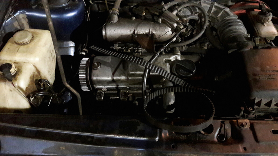 Шпилька натяжного ролика — Lada 2113, 1,5 л, 2005 года | своими руками ...