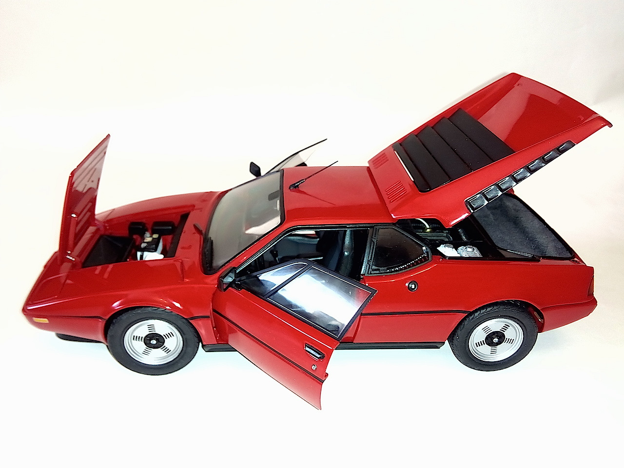 Buick flexible premier ambulance 1960. моделиссимо масштабные модели. Jaguar 1 43 ixo 1975. моделиссимо масштабные модели. Jaguar xk 130 norev 1:43.