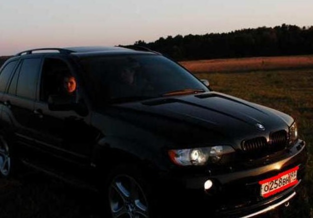 Бумер 2 год. BMW x5 e53 бумер 2. БМВ е53 бумер 2. БМВ х5 е53 258.