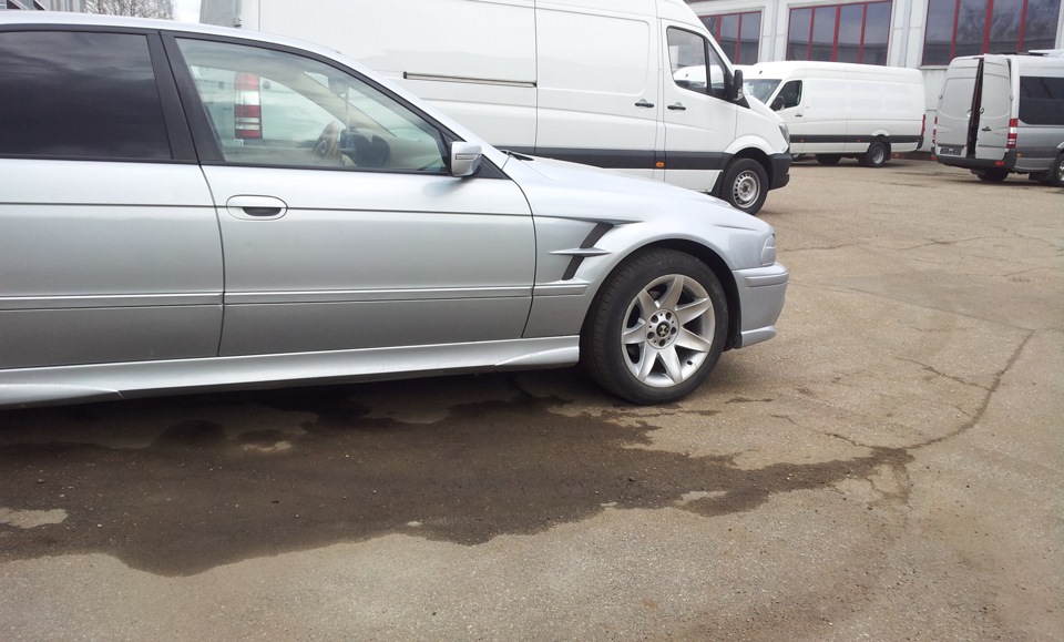 Фото в бортжурнале BMW 5 series (E39)